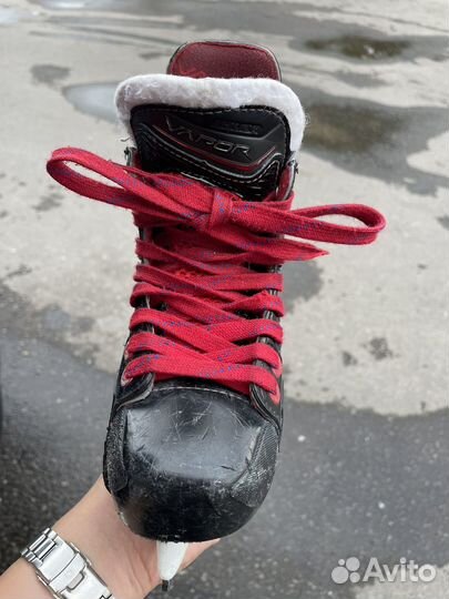 Хоккейные коньки bauer