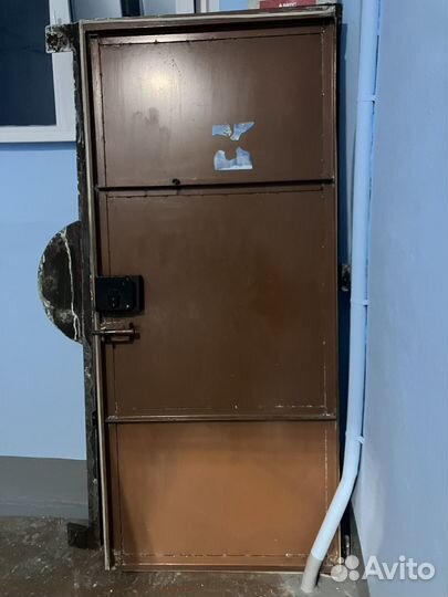 Дверь