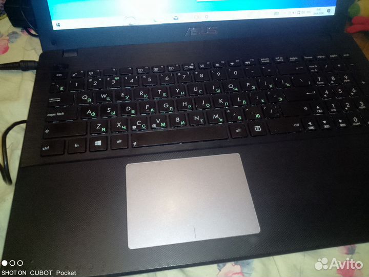 Ноутбук Asus x550lс