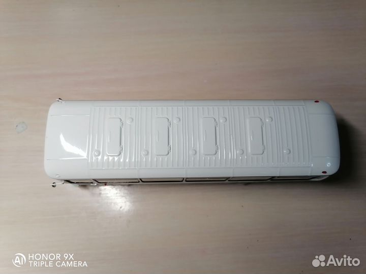 Лаз 695 Н демпрайс Кобальт