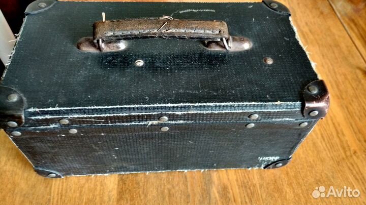 Старинный чемоданчик Артели Красный Труженик