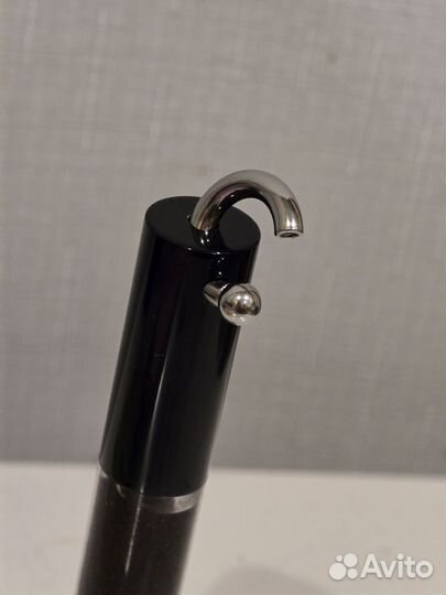 Блеск для губ isamaya