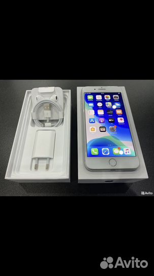 Телефон iPhone 8 plus