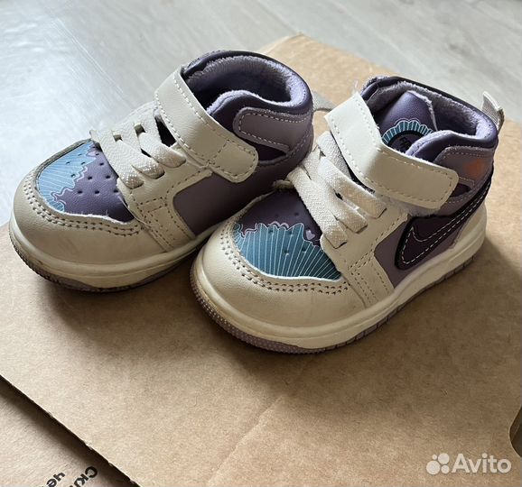 Кроссовки детские