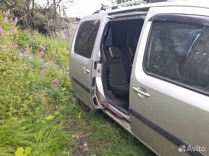 1 кузов по частям Renault Kangoo II