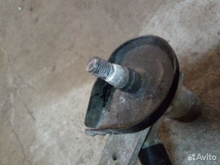 Трапеция стеклоочистителей (Kia Soul)