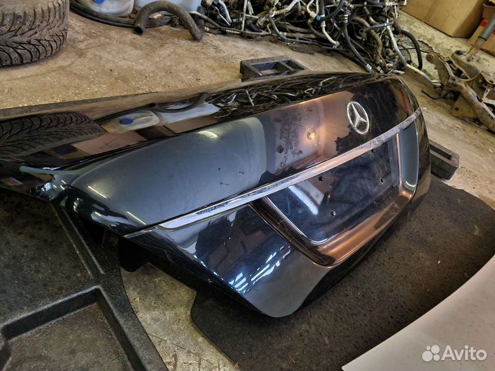 Крышка багажника W221 2006