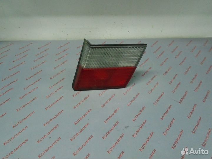 Nissan 26550-2F925 Фонарь задний правый