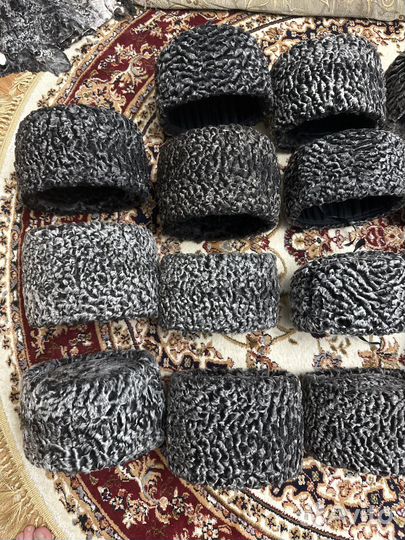 Каракулевые папахи