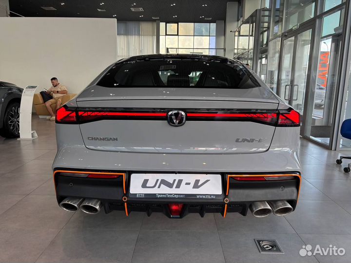 Changan UNI-V 1.5 AMT, 2024