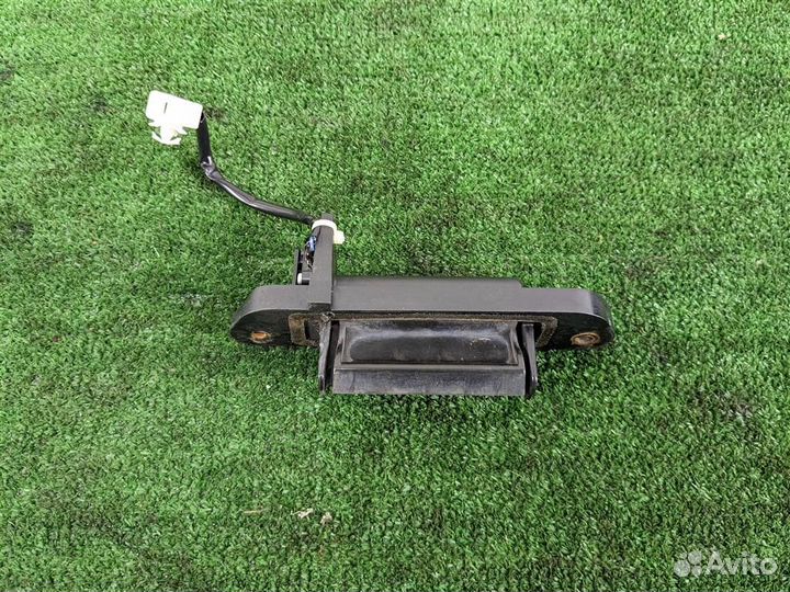 Кнопка багажника Citroen C-Crosser 2007