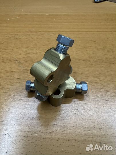 Тройник для тормозных трубок М10х1