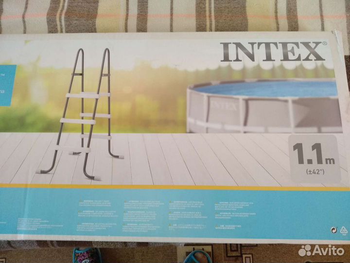 Лестница для каркасного бассейна