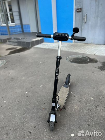 Самокат взрослый электрический