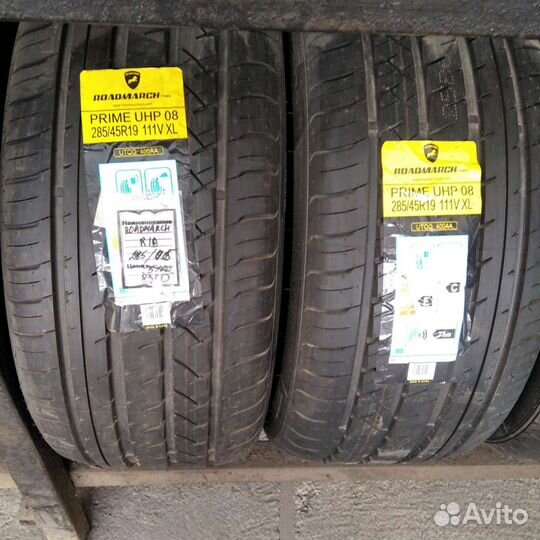 Roadmarch Prime UHP 08 285/45 R19