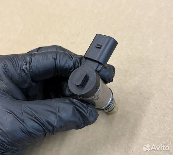 Клапан компрессора кондиционера 1K0260839 VAG