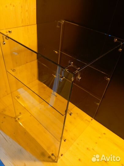 Прикассовая витрина 3 яруса