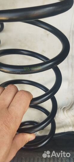 Lesjofors 4095-086 пружина передняя