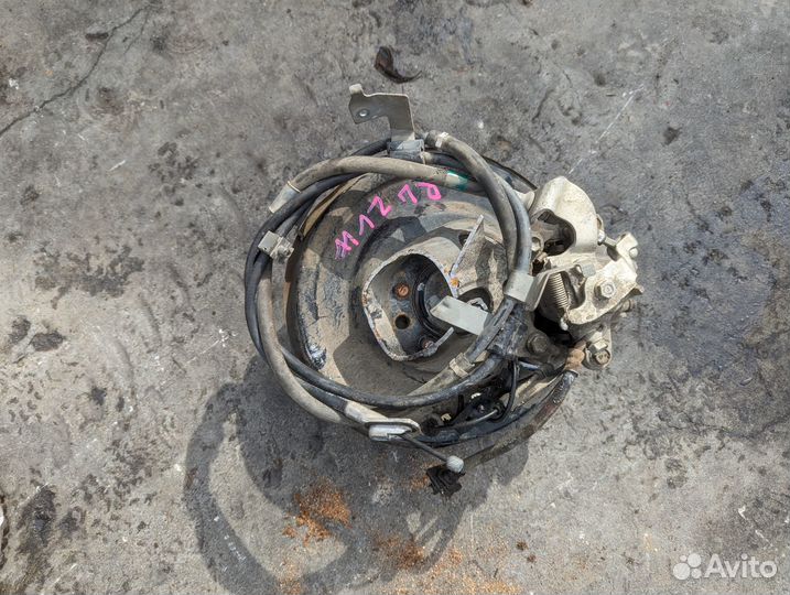 Ступица Toyota Prius ZVW30 2ZR-FXE Лев. Задн