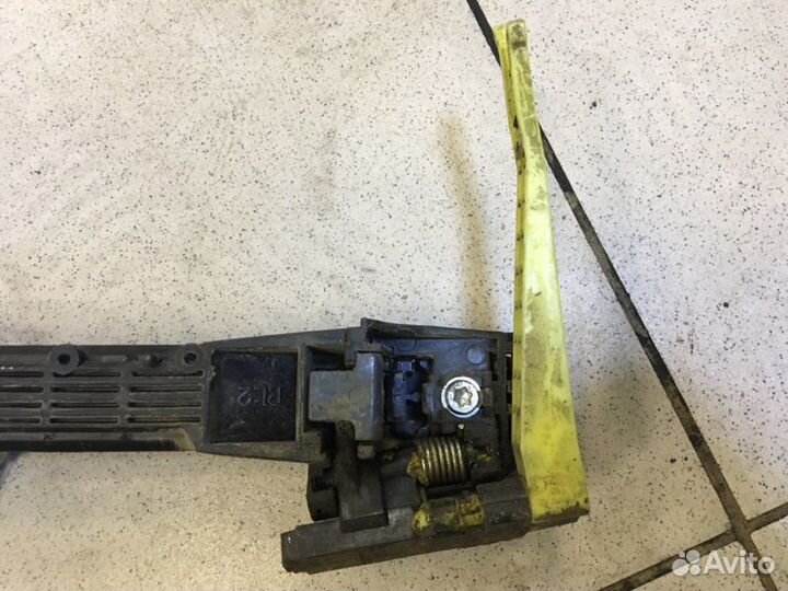 Ручка двери внешняя задняя левая Toyota Land