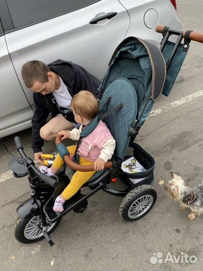 Трехколесный велосипед с ручкой