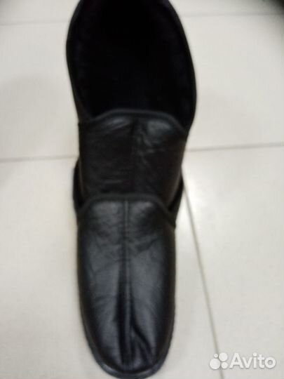 Продаю утеплённые галоши новые