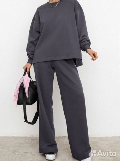 Костюм серый