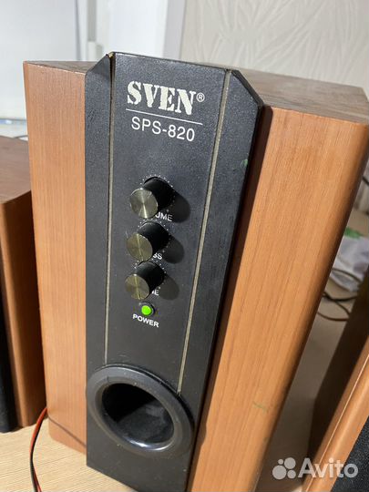 Сабвуфер и колонки sven sps-820