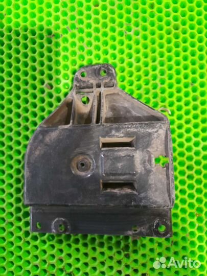 Ручка двери внутренняя правая ауди 80 Б2 audi B2