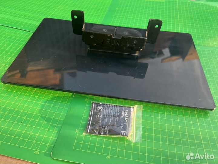 Подставка panasonic TX-LR32C3