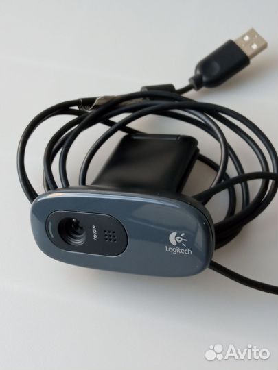 Веб камера Logitech c270
