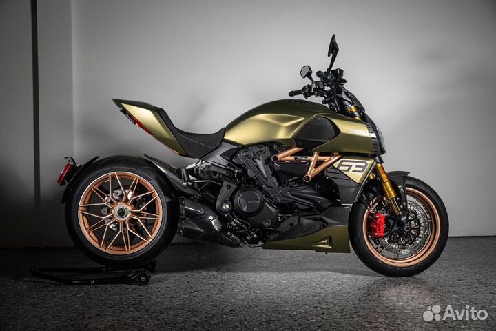 2021 Ducati Diavel lamborghini