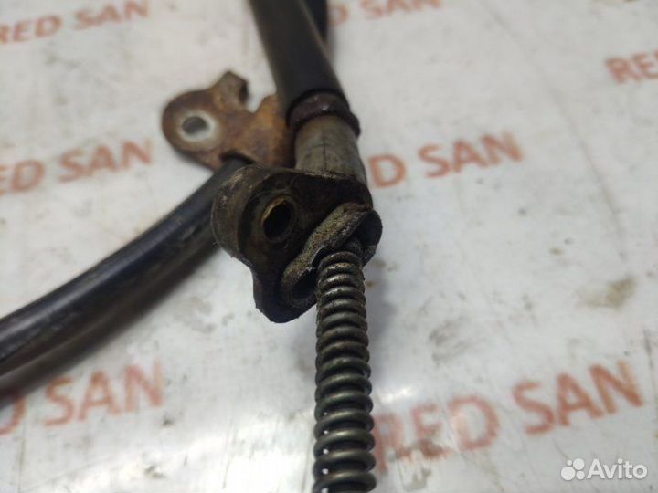 Трос ручника левый Toyota Rav 4 ALA30R 2adftv 2007