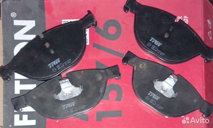 Колодки тормозные передние TRW gdb 1838