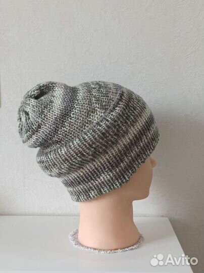 Шапка вязанная женская ручная работа