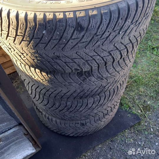 Nokian Tyres Hakkapeliitta 8 SUV 265/60 R18