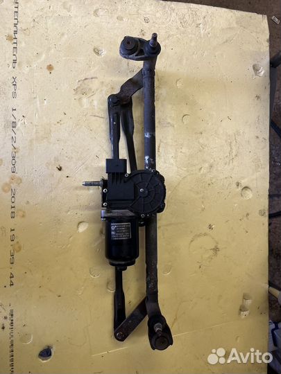 Трапеция стеклоочистителя VW Polo