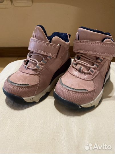 Ботинки демисезонные для девочки 22 размер