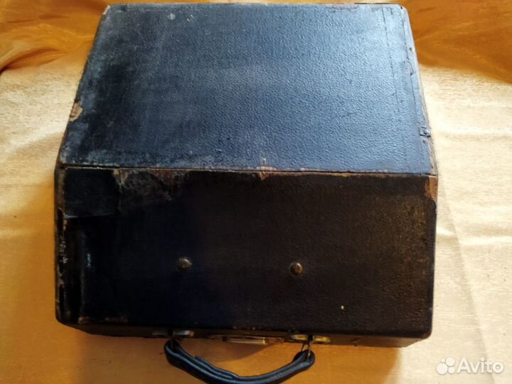 Печатная машинка Erika Naumann M с рус.шрифтом