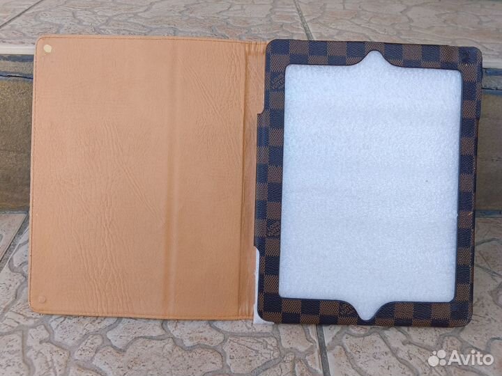 Чехол для iPad/др. планшета в стиле Louis Vuitton
