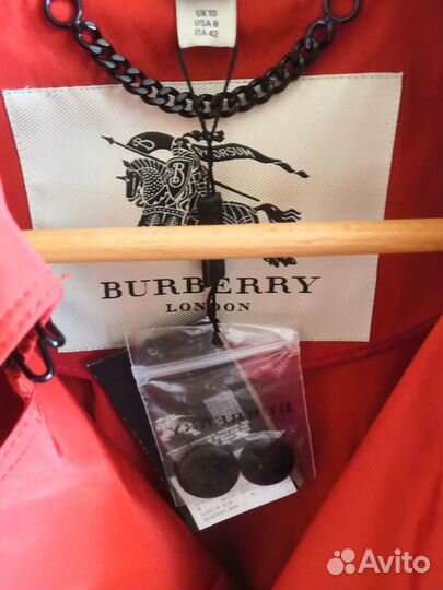 Плащ женский