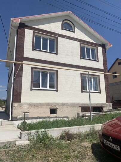 Дом 274 м² на участке 10 сот.