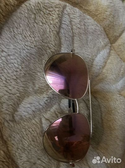 Солнцезащитные очки