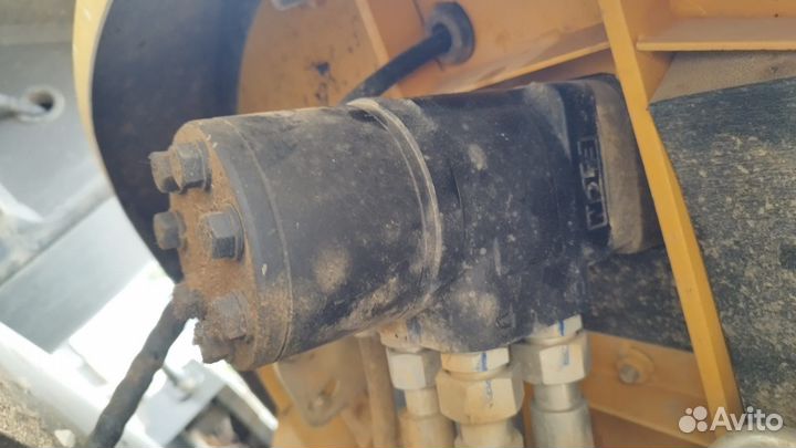 Фронтальный погрузчик SDLG (LGCE) LG956L, 2011