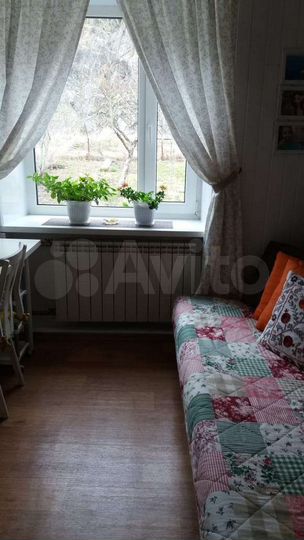 Комната 9 м² в 3-к., 1/2 эт.