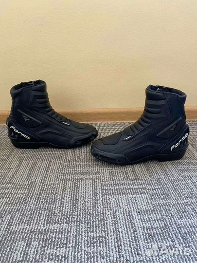 Мотоботы Forma axel