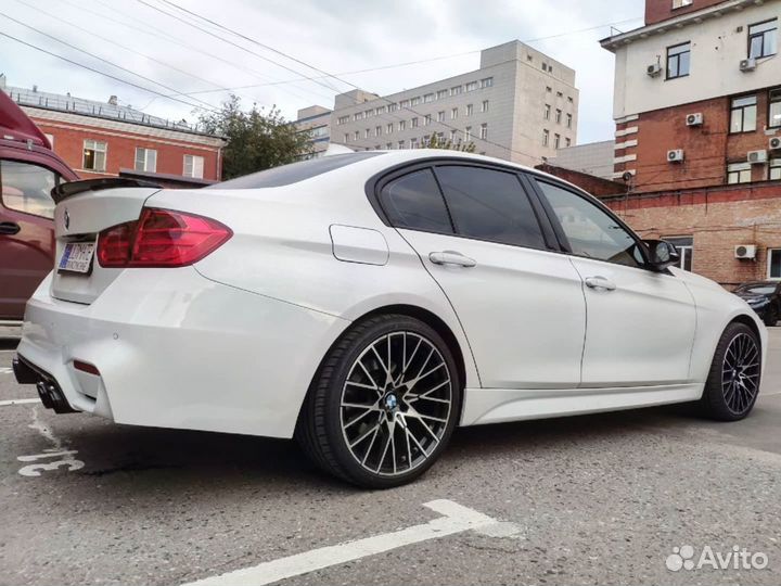 M3 Style пороги, задний бампер BMW F30