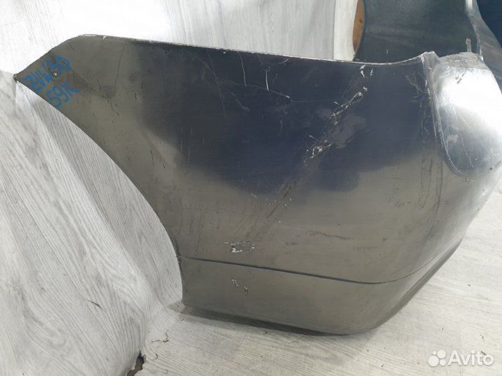 Бампер зад. toyota prius