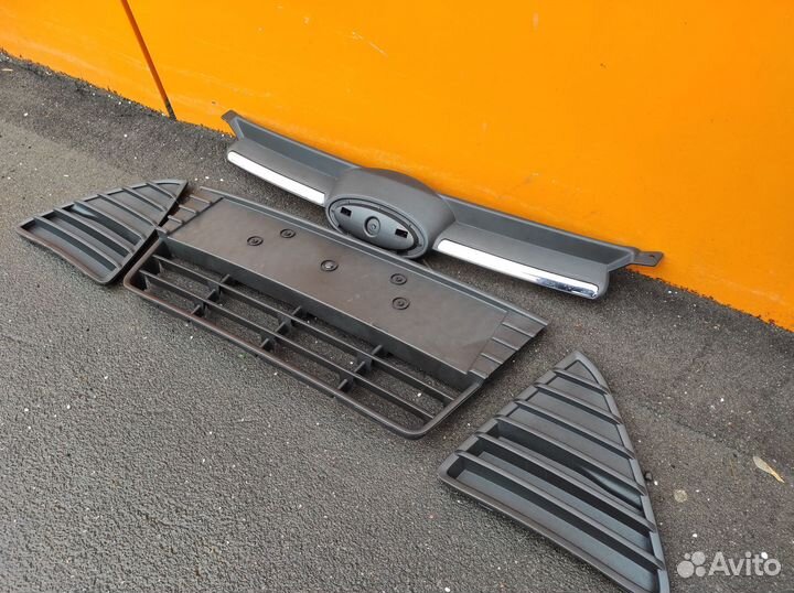 Решетка радиатора и бампера Ford Focus 3 2013