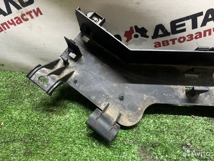 Канал для кабеля Bmw 525Xi E60 седан 2.5 N52B25AF